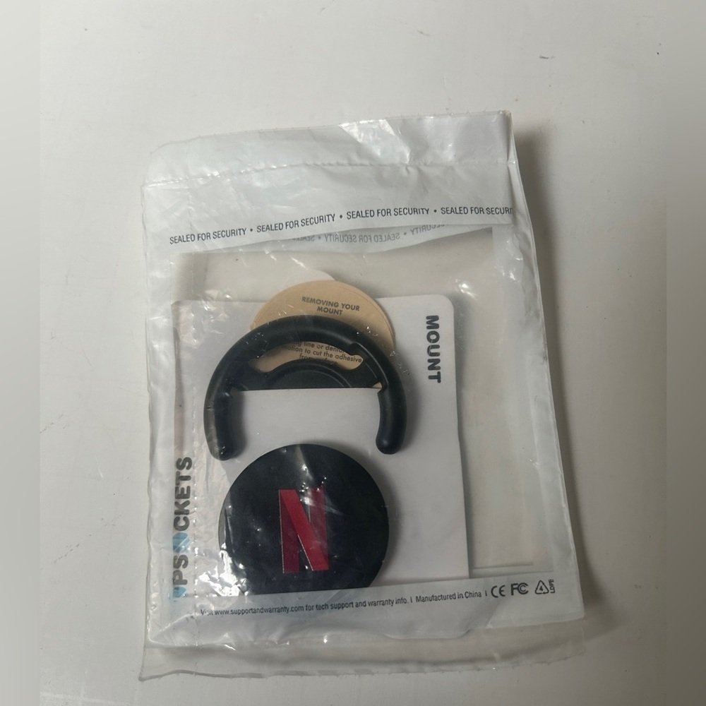 Pop socket + Mount